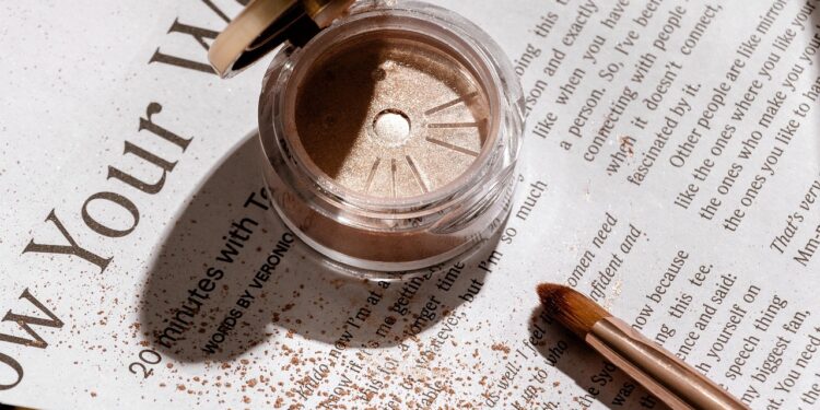 Makeup na večer: Elegantný a sofistikovaný look
